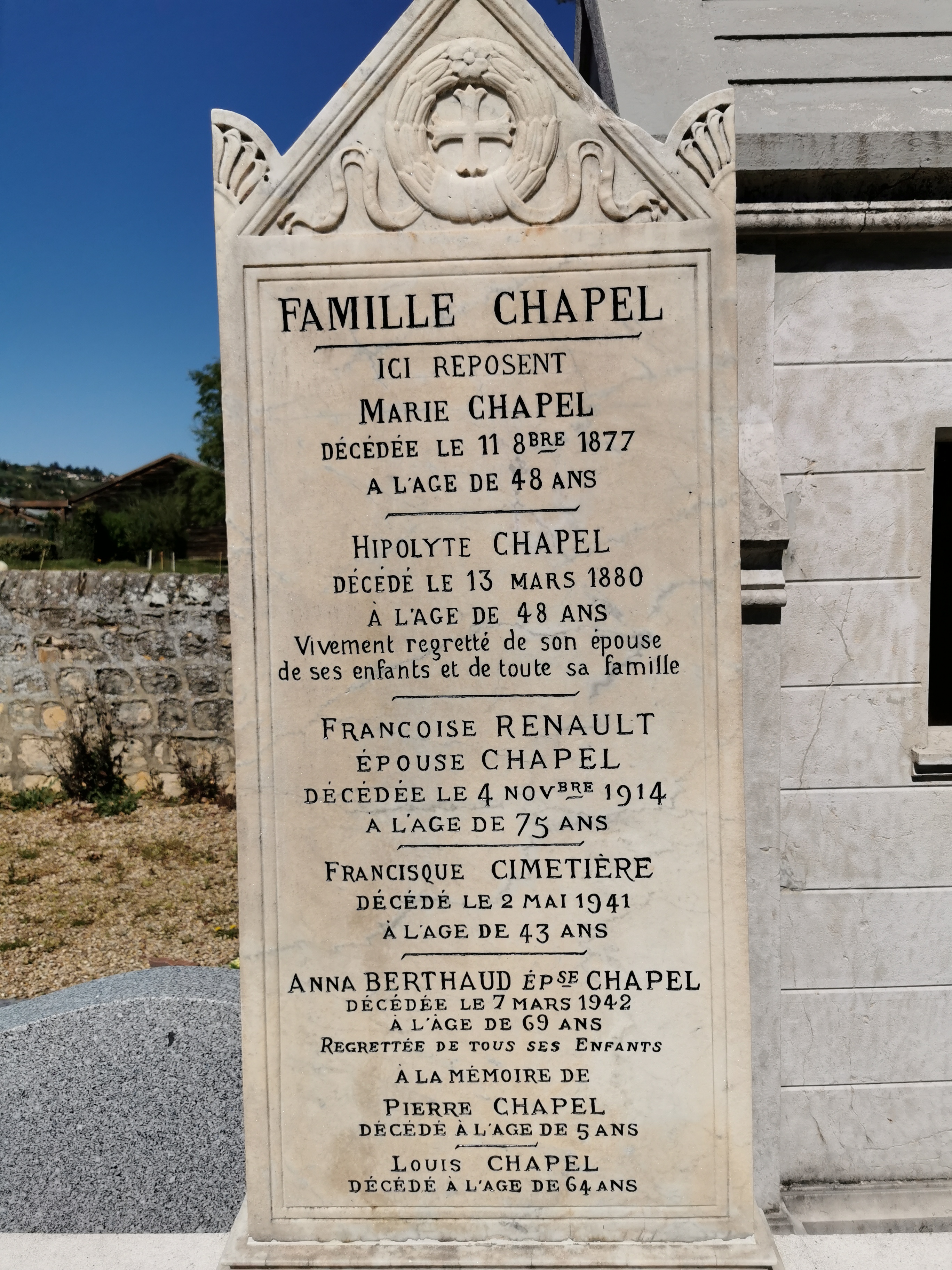 stèle après restauration des gravures, regravure et rechampissage